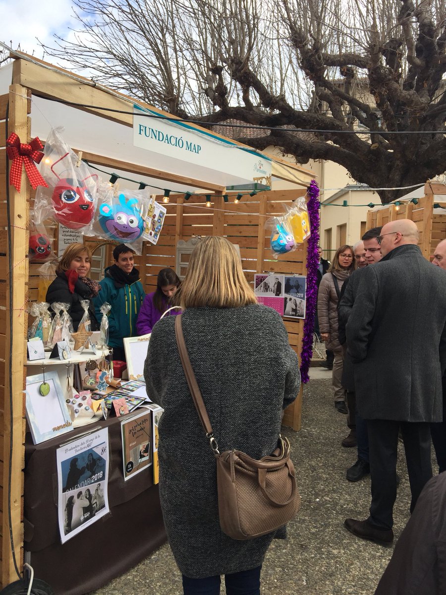 Incatis's tweet photo. Avui dissabte i demà diumenge al matí, gaudeix d’una nova jornada de la Fira de la Puríssima de #Camprodon
Activitats, Fira multisectorial, automoció, maquinària agrícola, pallasso, inflables,...
Us hi esperem!! #FPC17 https://t.co/Oc3J01YF7a
