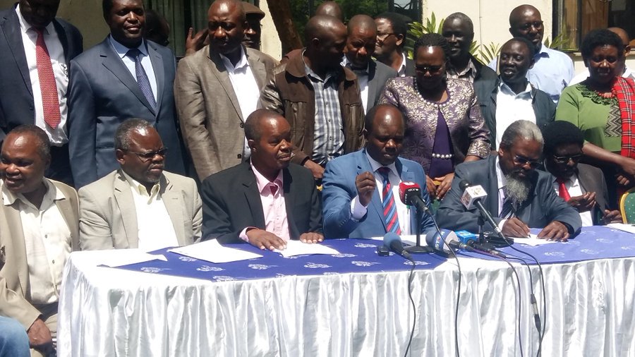 MotariGift's tweet image. #LecturersStrike finally over...