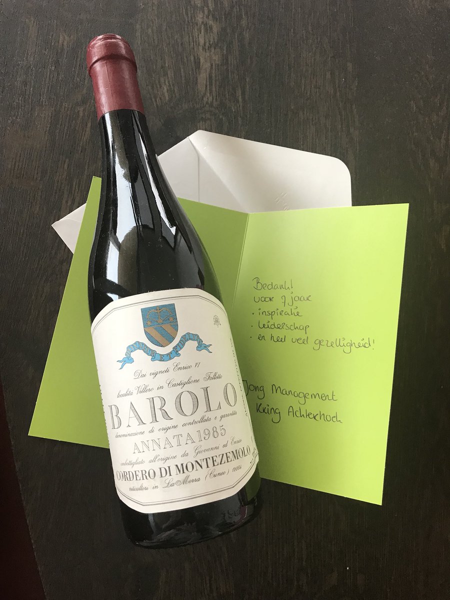 Marjolein_v_L's tweet photo. Dat was een verrassing! Gisteren werd ik tijdens het running dinner van Jong Management Achterhoek in het zonnetje gezet ๐ค dankjewel voor de mooie woorden en het prachtige cadeau! #jmnl https://t.co/pHNlgBYVjX