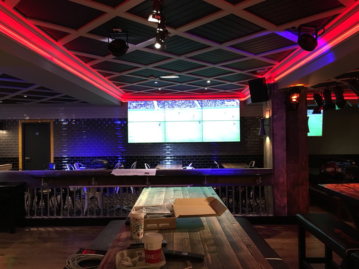 frazled71's tweet photo. Full AV upgrade to transform existing Harvester to @oneillspwmanc carried out by @SoundPowerUK. New sound system controlled by Soundweb Blu100 utilising audio architect. @ChauvetDJ Intimidator 305 and @ConceptLEDLight HP RGB tape provide effect/mood lighting for main trade area. https://t.co/JLWeRQulYr