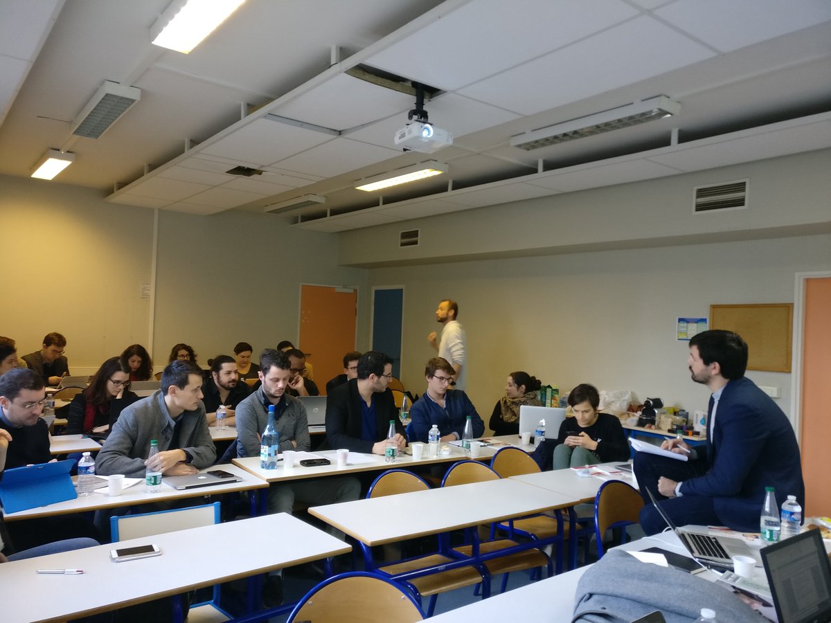 L'<a href="/ISNItwit/">ISNI - InterSyndicale Nationale des Internes</a> réunie en Assemblée Générale avec ses associations de villes et de spécialités : #R3C, problématiques locales, #sexisme, risques psychosociaux #RPS... Programme dense!