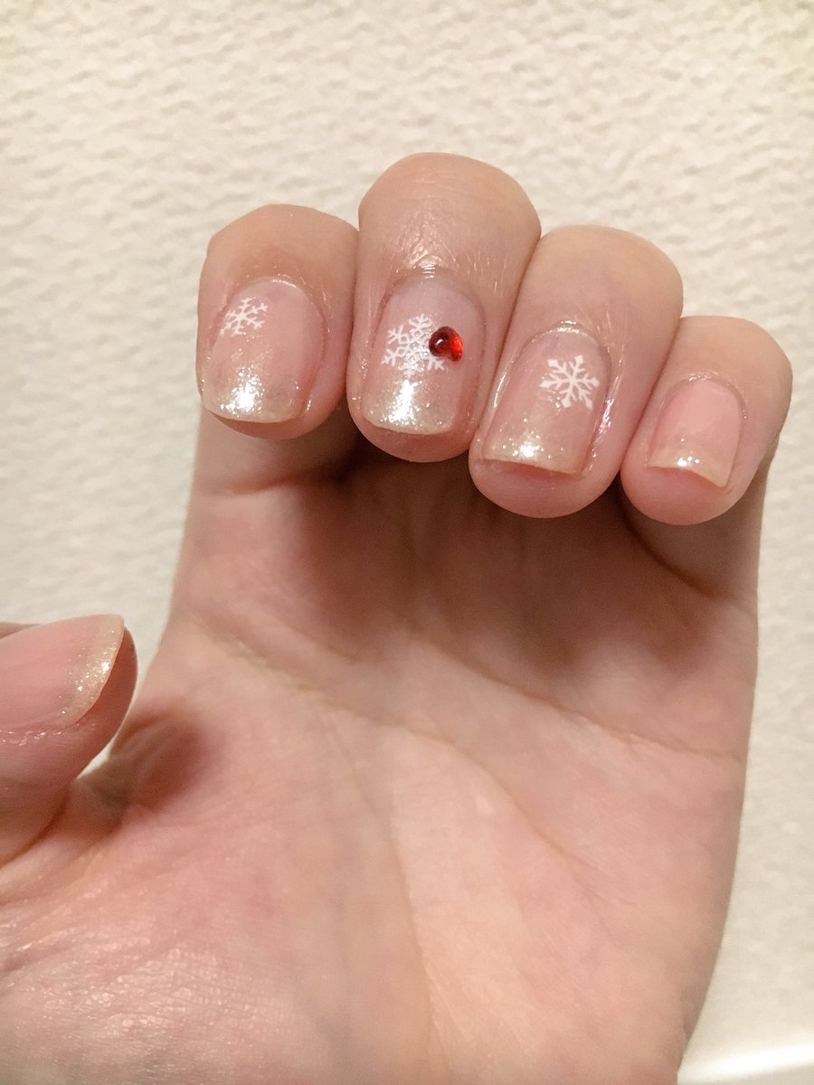りお ネイル垢 今回甘皮処理は一切無し ですが ポリの色が薄いのではみ出てもあまり目立たなった サンリオコラボ速乾性抜群 二度塗りしたけど発色薄い 三度塗りするか悩んだけどヨレたら嫌だから辞めました W 38番キキララ ネイルオーロラピンク セルフ りお ネイル垢 今回甘皮処理は一切無し ですが ポリの色が薄いのではみ出てもあまり目立たなった サンリオコラボ速乾性抜群 二度塗りしたけど発色薄い 三度塗りするか悩んだけどヨレたら嫌だから辞めました W 38番キキララ ネイルオーロラピンク セルフ