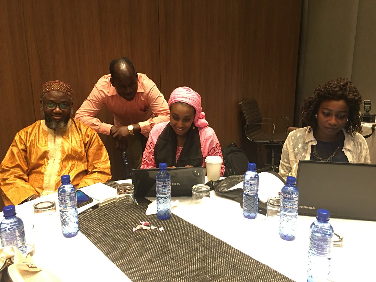 OSCPFAFRIQUE's tweet photo. Travail de groupe de la coalition #OSCPF de la Mauritanie #AtelierInterPays @IntraHealth @POuagaPF https://t.co/jj0eHkVfg7