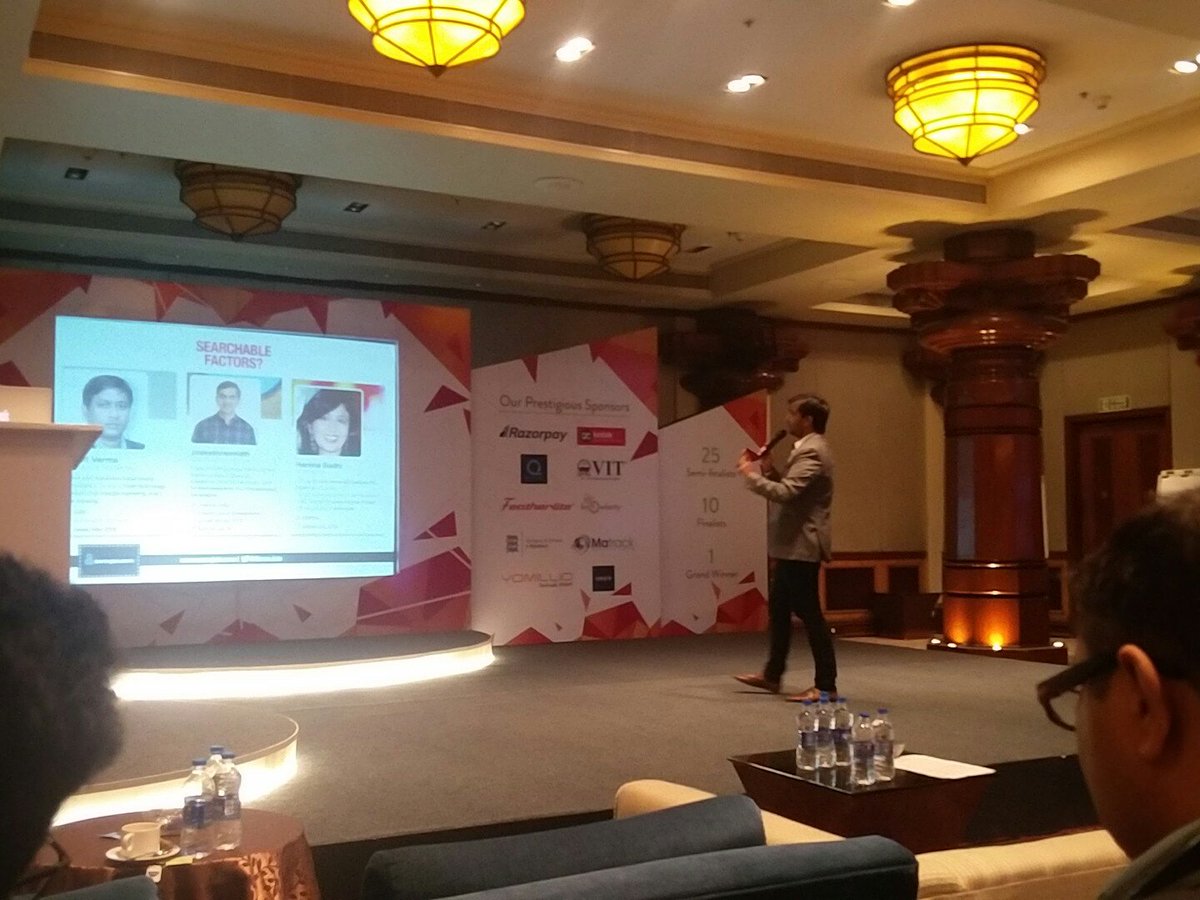 svignesh9796's tweet photo. Personal Branding Event by @SoravJain at Startups Club Demo Day 2017 #SCDD2017 https://t.co/DzIpk5t4ii