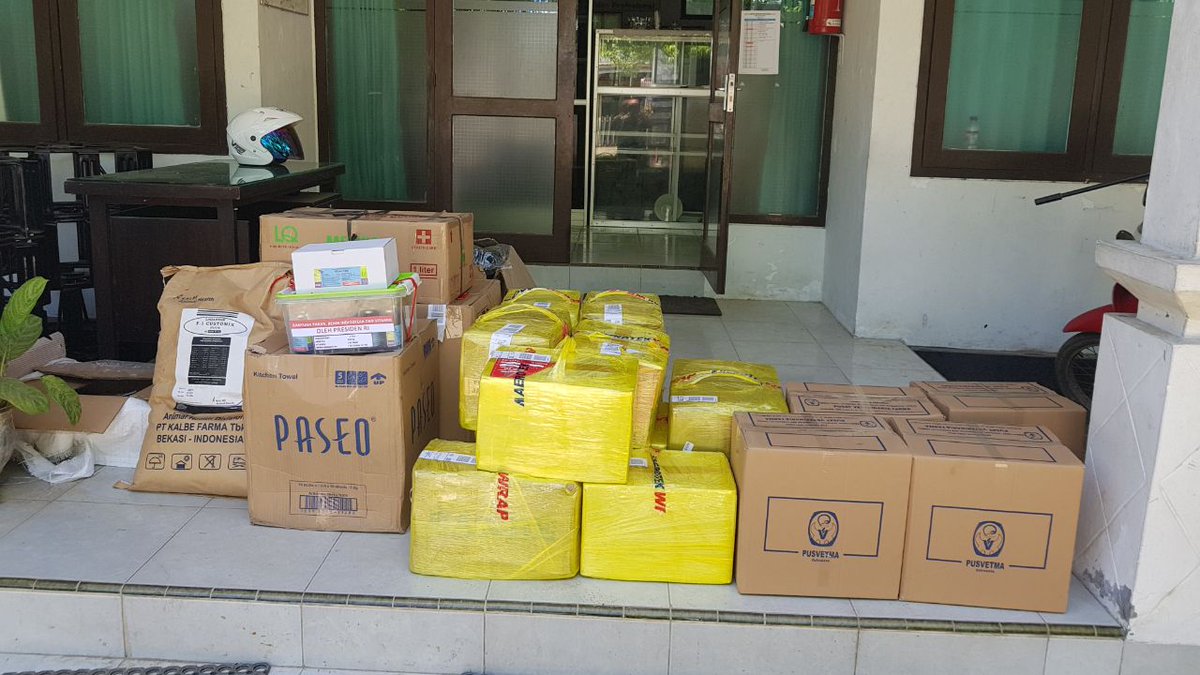 bantuan yg diberikan oleh <a href="/ditjen_pkh/">Ditjen Peternakan dan Keswan</a> <a href="/kementan/">Kementerian Pertanian RI</a> berupa ; 39 ekor sapi, 40 ekor kambing, 5.000 DOD itik n 1.500 DOC ayam, HPT 40,3 kg benih, 60.000 stek bibit, 40 ton rumput, silase 10 ton, 12 ton konsentrat, Obat-obatan dan vaksin hewan.
<a href="/Amran_Sulaiman1/">Andi Amran Sulaiman</a>
<a href="/KSPgoid/">Kantor Staf Presiden</a> 
<a href="/KetutDiarmita/">I KETUT DIARMITA</a>