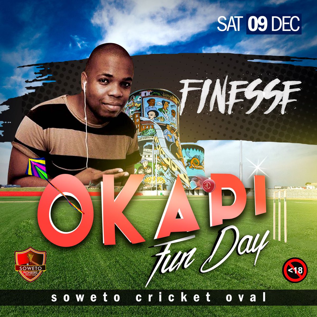 OkapiLifestyle's tweet photo. @VuyoTheGreat @Memz_Mo @Hovalani @Belo007 @Sgedlembani @mr_mabegz @RamzyKabza @sirkhens @AtelierMcc @TheeFinesse handling the decks with those old school jams to kick off the #OkapiFunDay9Dec on a proper note https://t.co/ikuELN3GHI