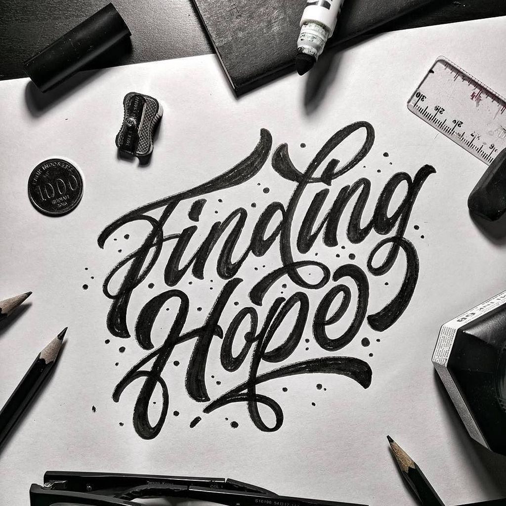 lettering_daily's tweet photo. Great work by the hand of @additif ✌️👌
•
•
Feel free share your work on our website forum! (Link in bio)
#goodtype #ligaturecollective #typographie #typegang #typeyeah #thedailytype #typographyinspired #typespot #typedrawn #greattype #tyxca #slow… https://t.co/ibRXiS4EZG https://t.co/o4frFPzulp