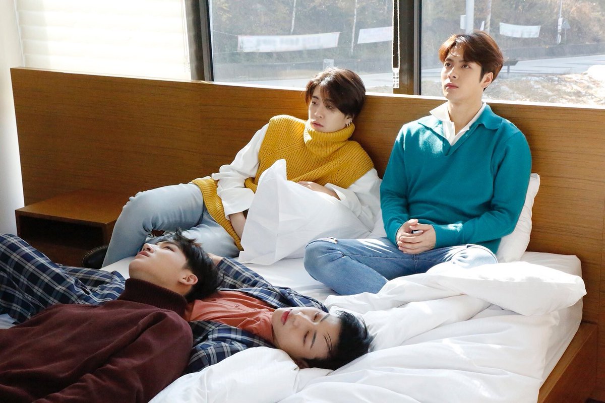 wonhuihan's tweet photo. i just love this concept so much i mean look at my kings serving looks https://t.co/In6wNw2Xg2
