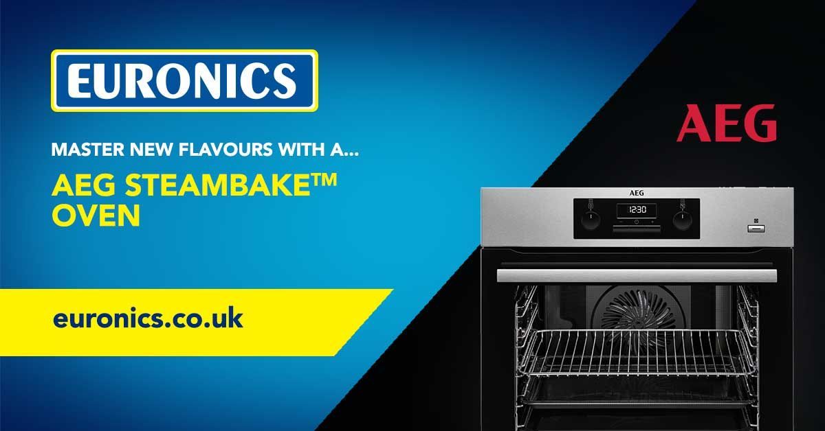 euronics_UK's tweet photo. Impress your diners during the #festive season with this #AEG #SteamBake Oven. It's the perfect oven for multifunctional #cooking such as grilling, poaching or baking. Take a look here > https://t.co/fwIOLQ7aHb @AEG_Global #Euronics #Christmas https://t.co/JgfA9YfR2m