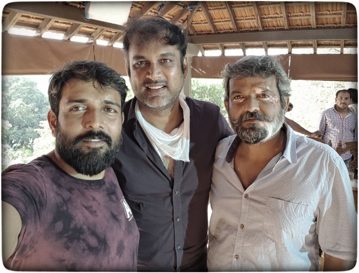 @VakkanthamVamshi - @StuntRaviVarma - #RajeevVarma On D Sets Of #NaaPeruSurya