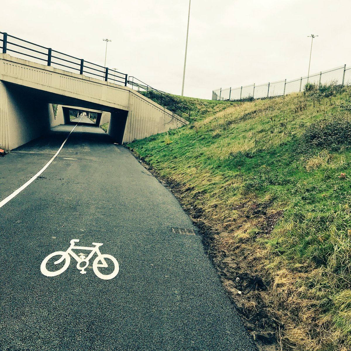 Well done <a href="/sdublincoco/">SDCC</a> on the recent repairs of the Tallaght-Tempelogue #cycling path, keeping us 🚴‍♀️🚴 safe!
