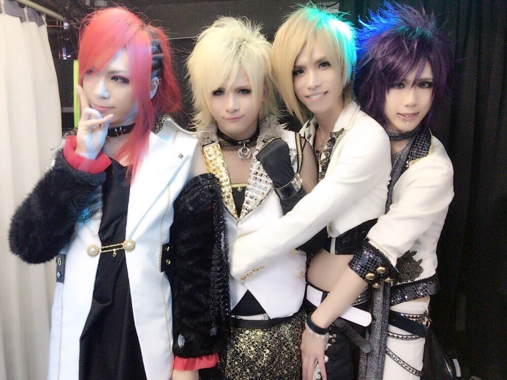 春ノ夜ノ夢衣装復活インストアありがとうございました☺︎ もうこれ8年