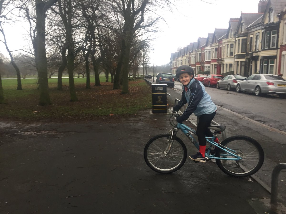 eagle_mum's tweet photo. Jack is 9 miles into his 20 mile cycle ride. Thanks to all who have generously given #alderhey #type1diabetes #justgiving https://t.co/PzXbaO2SDx