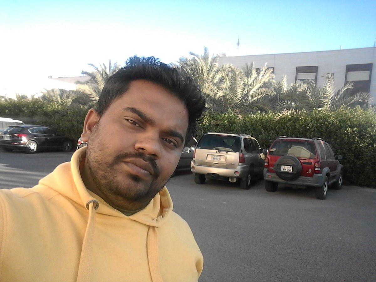 _agees's tweet photo. Kuwait city https://t.co/NnR4b4laV6