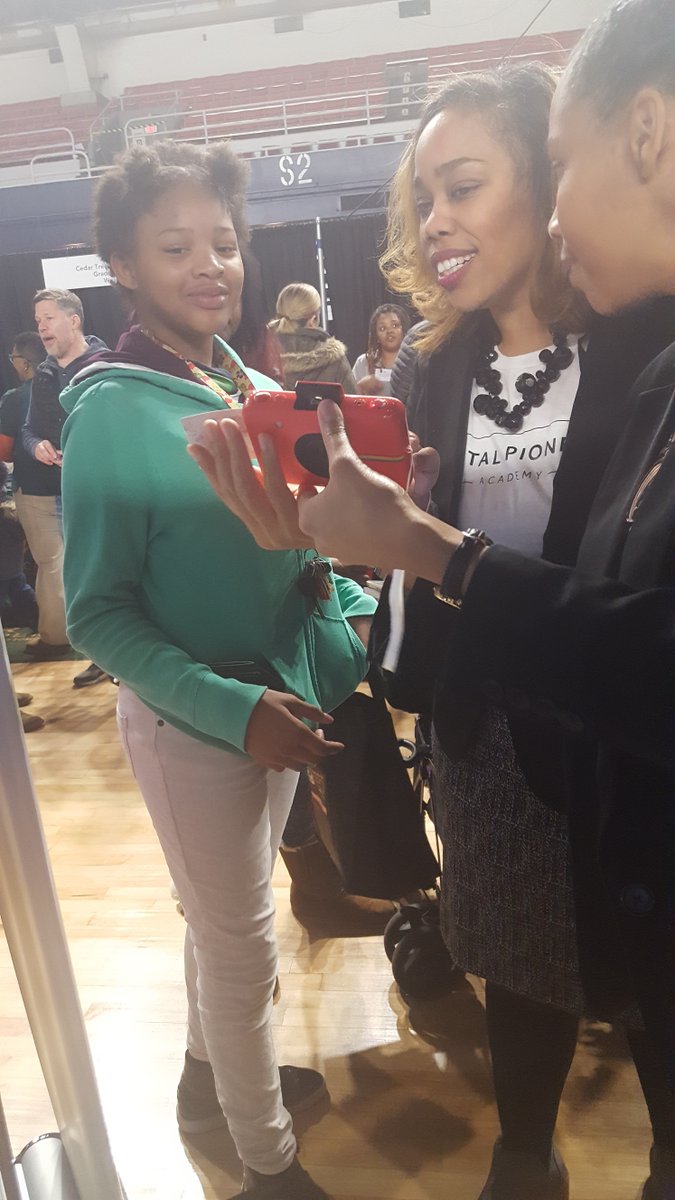 DPApcs's tweet photo. Becoming a #DigitalPioneer! #DPAPassport ready with Christa and Ketica. Come and grab a passport for your 6th grade scholar!!! 
#DPAPCS #MYDCPCS #EDFEST2017 https://t.co/2ZfLGw9Odd