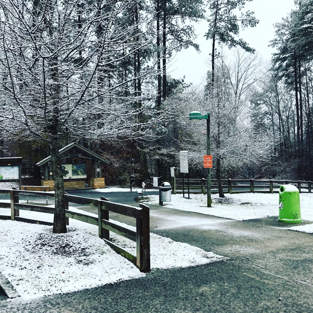 DirtySpokes1's tweet image. Got’em 4.4Mi at LMP! Gorgeous! #dirtyspokes
#altra
@altra
#automationdirect
@automationdirect
#barberitos
@barberitos
#bigpeachrunningco