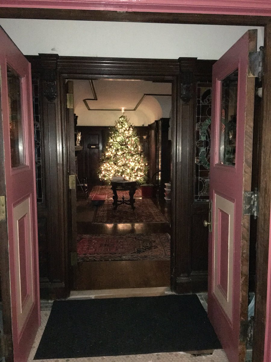 InnBuffalo's tweet image. All about the process!! Many thanks to Buffalo Horticulture for this years beautiful tannenbaum!