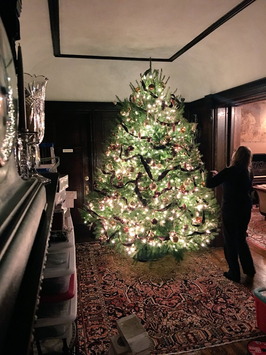 InnBuffalo's tweet image. All about the process!! Many thanks to Buffalo Horticulture for this years beautiful tannenbaum!