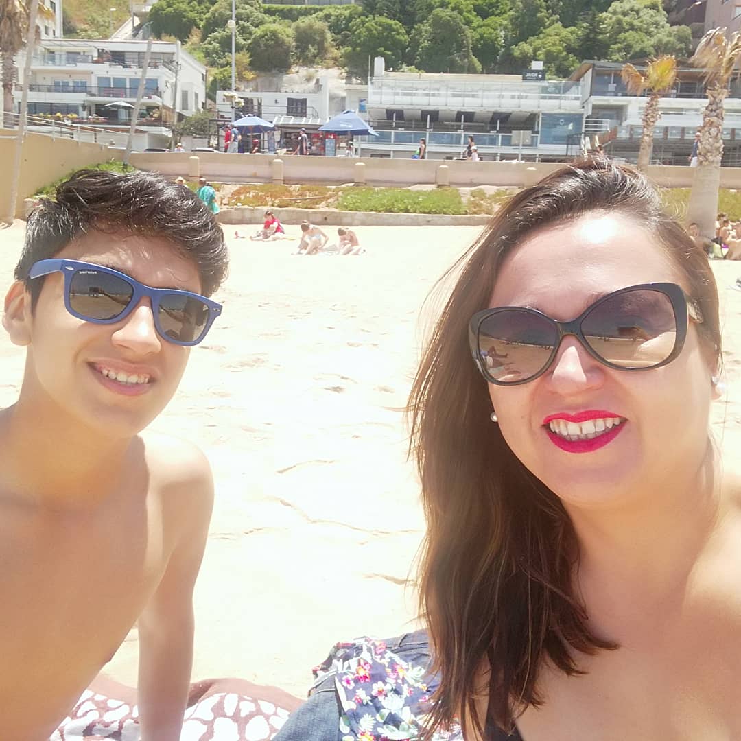 ViviJackLine's tweet photo. En Reñaca tomando Solcito https://t.co/WxH1aT8OoF