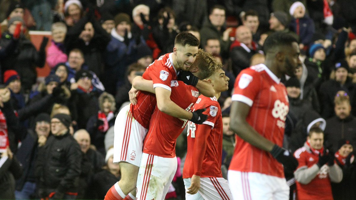 Under 18s win ✅
First-team win ✅
Not a bad day at the office 👏🔴⚪️ #NFFC