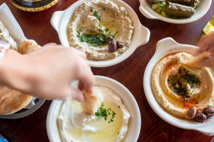 AlmarahATX's tweet photo. Come spread some hummus and holiday cheer! https://t.co/XgFQp2fZJA
