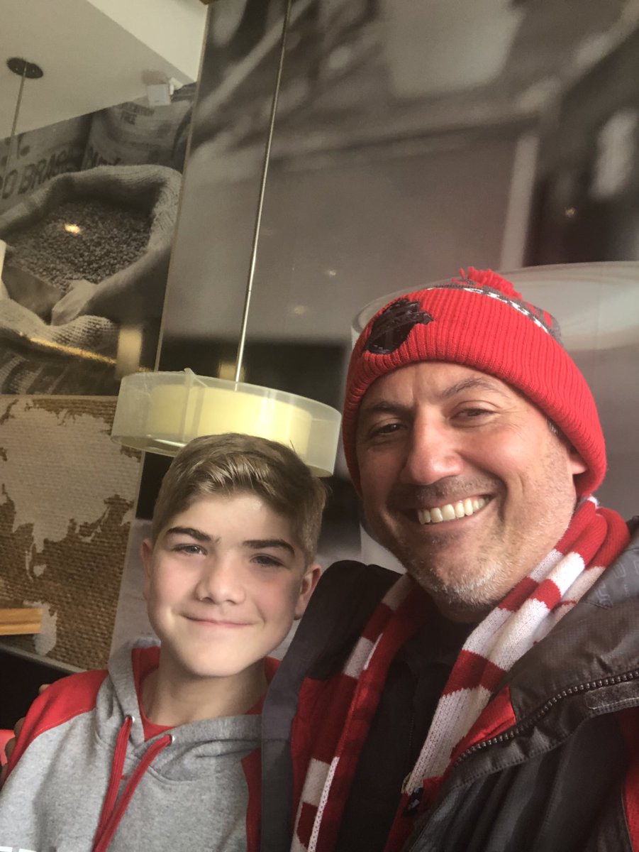 Santo4stars's tweet photo. We’ve arrived !! @torontofc @mls first encounter is with super fan @murphy_malone26 !!!! Let’s do this boys!!! #mlsisred #mlscup2017 #tfclive https://t.co/uzXwuyYyJL
