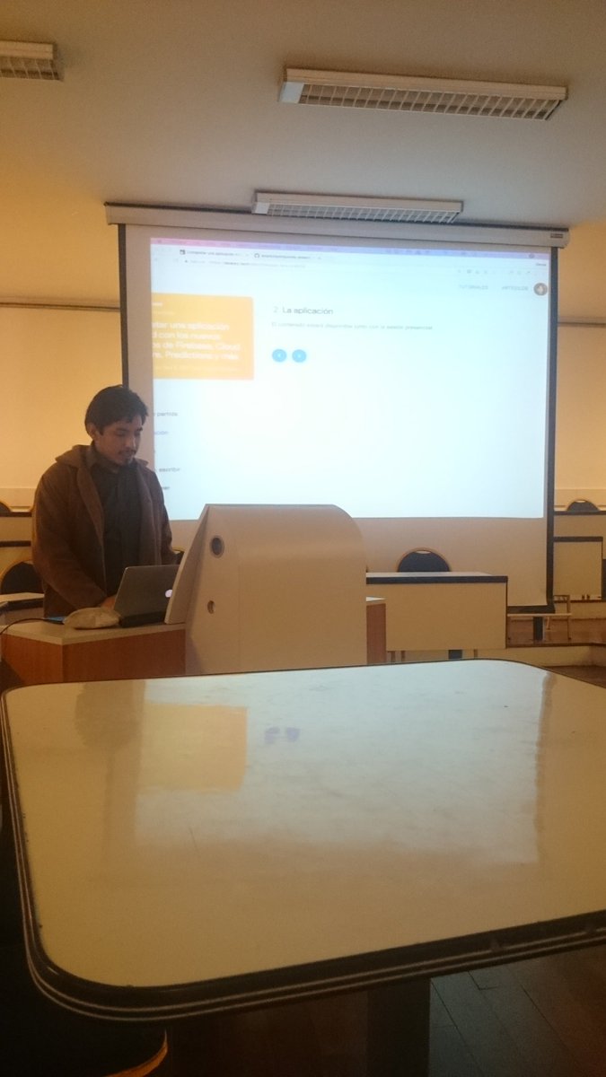 luucamay_'s tweet photo. #PrimerCodelab: Crear y publicar una #aplicación #Android con los nuevos servicios de #Firebase por @alvarez_tech
#DevFest2017
#GDGLaPaz
@GDGLaPaz https://t.co/V9wAmwNiyh