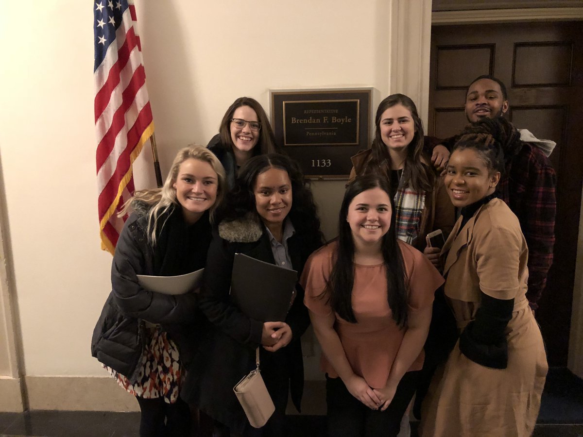 jerryzurek's tweet photo. Proud of these students for heartfelt stories they told to @SenBobCasey about need to fund foreign aid for Climate change adaptation, care for migrants and refugees, maternal and child health, help for those with AIDS. @cabriniuniv #SavetheAid @CatholicRelief @CRSUniversity https://t.co/1f2Nj16hBB