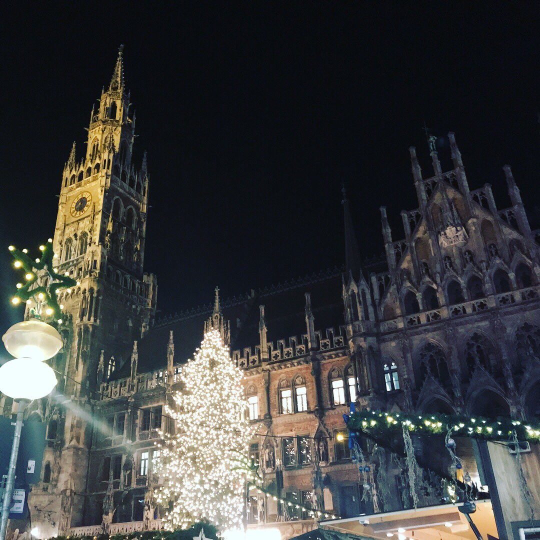 Drew_and_Rose's tweet photo. This week at Live we was in beautiful #Munich working with #EsteeLauderCompanies working on ideas to transform traditional retail spaces in to experiences and communities. #agencylife #LiveConsultancy #retail #beauty https://t.co/clcFA6JBp6