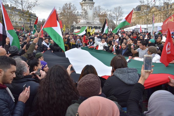 Voir l'image sur Twitter Voir l'image sur Twitter