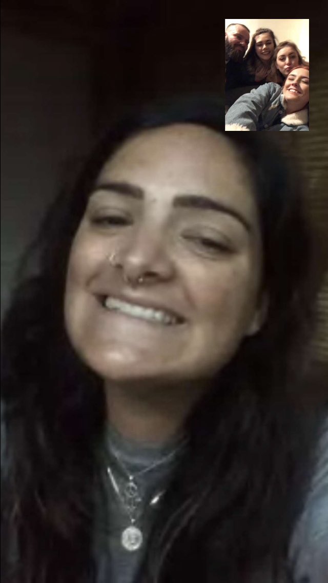 vicstarrrrrr's tweet photo. FaceTime with my drunken girls and dave this morning, i love you and miss you all so much @loujmartin @itscaseysum @jalacap https://t.co/6xnpLDyYr0
