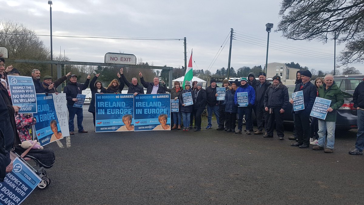 FermanaghSF's tweet photo. Vigilance &amp; unity of purpose is required in the time ahead by all who care about Ireland’s interests to ensure that Brexit does not result in any type of hard border &amp; to ensure that the rights of all our people are upheld.This was evident at #RespectTheRemain protest in #Roslea https://t.co/OMwCDiOSHu