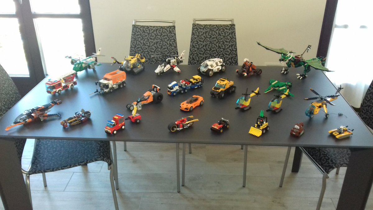 AJMencaraglia's tweet image. Sommersi dai Lego....

#lego
#legoaddicted

@LEGO_Group