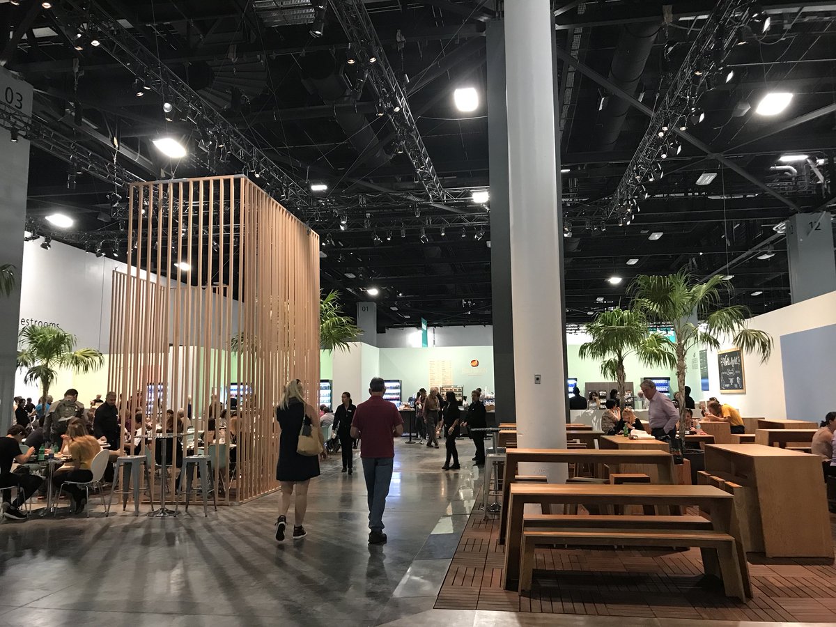 NLinMiami's tweet photo. Tour of @ArtBasel once again beautifully designed by Amsterdam-based #TomPostmaDesign. #DutchDesign #MiamiArtWeek https://t.co/rsTrawQKnb