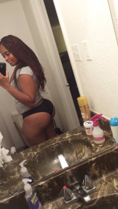 Wanna see more come check me out https://t.co/XL2nuIVcRP https://t.co/h8aImKlHvB