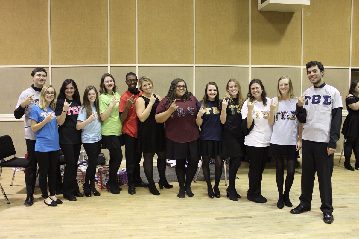 tbsalphaomega's tweet photo. A big congratulations to our twelve brand new sisters of Fall 2017! We are so excited to officially welcome you into AO! MOTS of love💙 https://t.co/s3SSh6WnG2