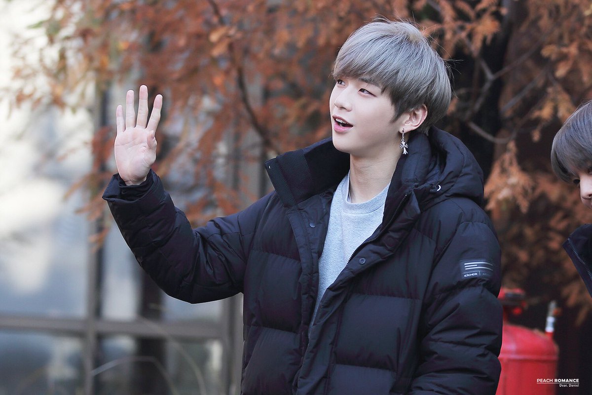 LthmLin65788708's tweet photo. #12월의_마법같은소년_강다니엘 https://t.co/EYNuirVayt