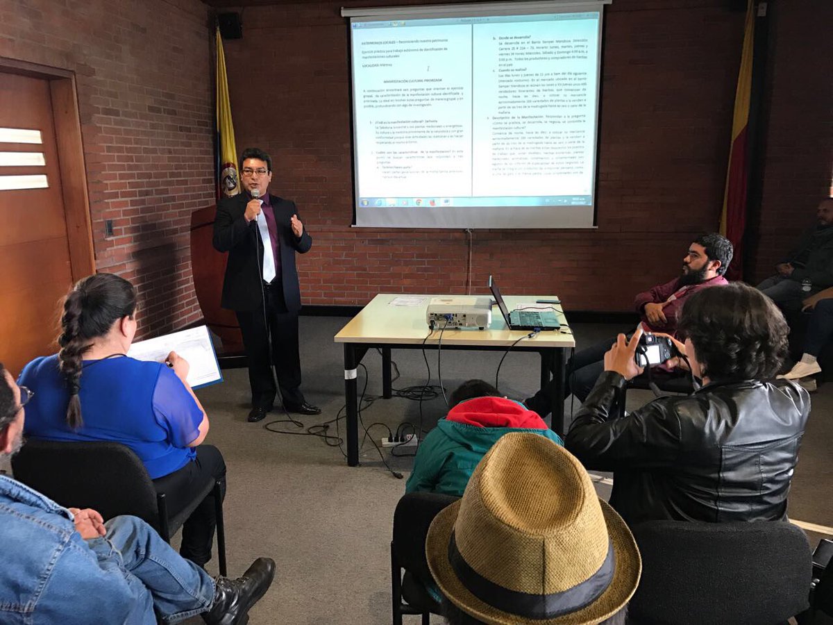 Patrimoniobta's tweet photo. #EnEsteMomento estamos en el Encuentro final de experiencias de  nuestros talleres de #PatrimoniosLocales en la Biblioteca El Túnal https://t.co/YYd6kVK8Mn