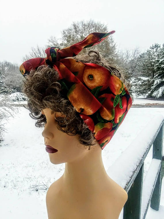 huckaberry1950's tweet photo. https://t.co/kHLtzk5NJY #headwrap #etsyseller #Retroheadband #rockabillyheadwrap #cuteheadwrap #etsyshop #etsychaching https://t.co/5nozG7EEB2