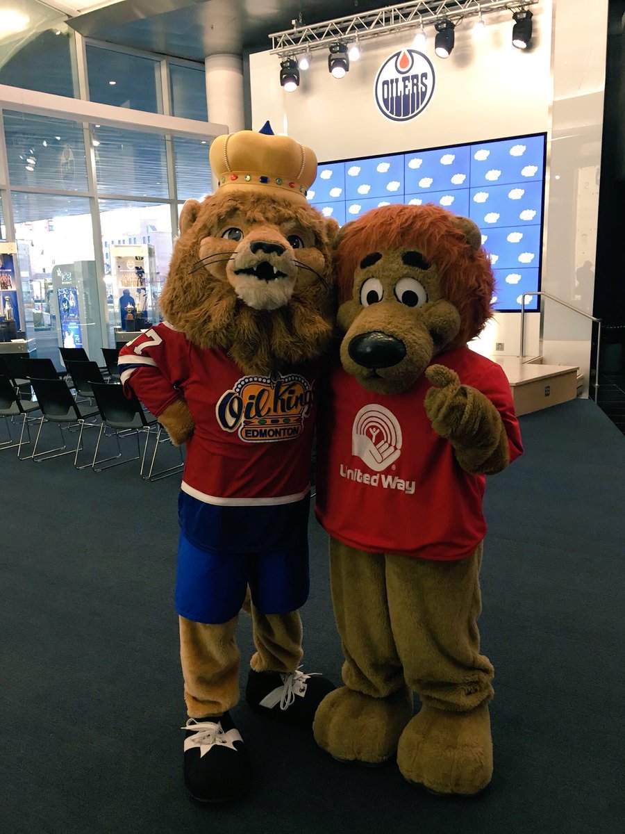 activecitizenAB's tweet photo. Spread the word! @EdmOKFanBus @myunitedway Coats for Kids &amp; Families has teamed up with @EdmOilKings to collect coats and winter wear @RogersPlace on Sunday, Dec. 10th. Donations are accepted inside Rogers Place and outside the gates in Ford Hall https://t.co/tlrc8gWuLv