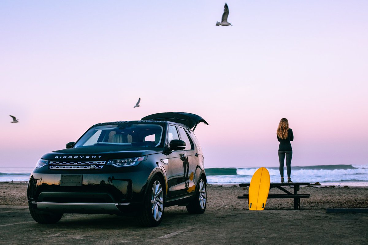 Sunrise surf check with the @LandRoverUSA #Discovery ☀️ Headed up to the #LAAutoShow today to share about my travels, water photography and experience with the car at JLR booth from 12-3pm! #LandRover