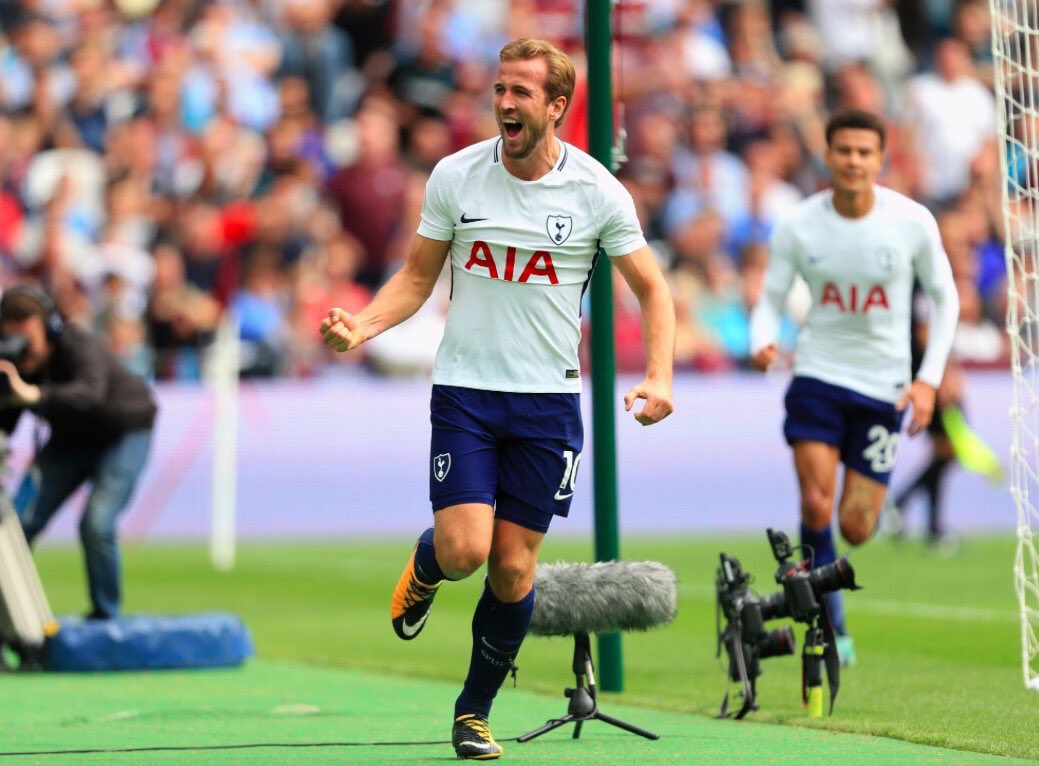 Sporf's tweet image. Harry Kane in 2017:

⚪️ Games: 48
⚽️ Goals: 50

Goal-Scoring Machine. 😎🔥👏