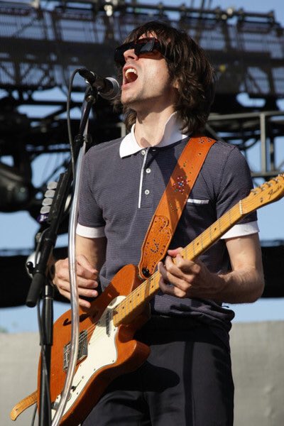Also happy birthday to Brian Bell best boy. 