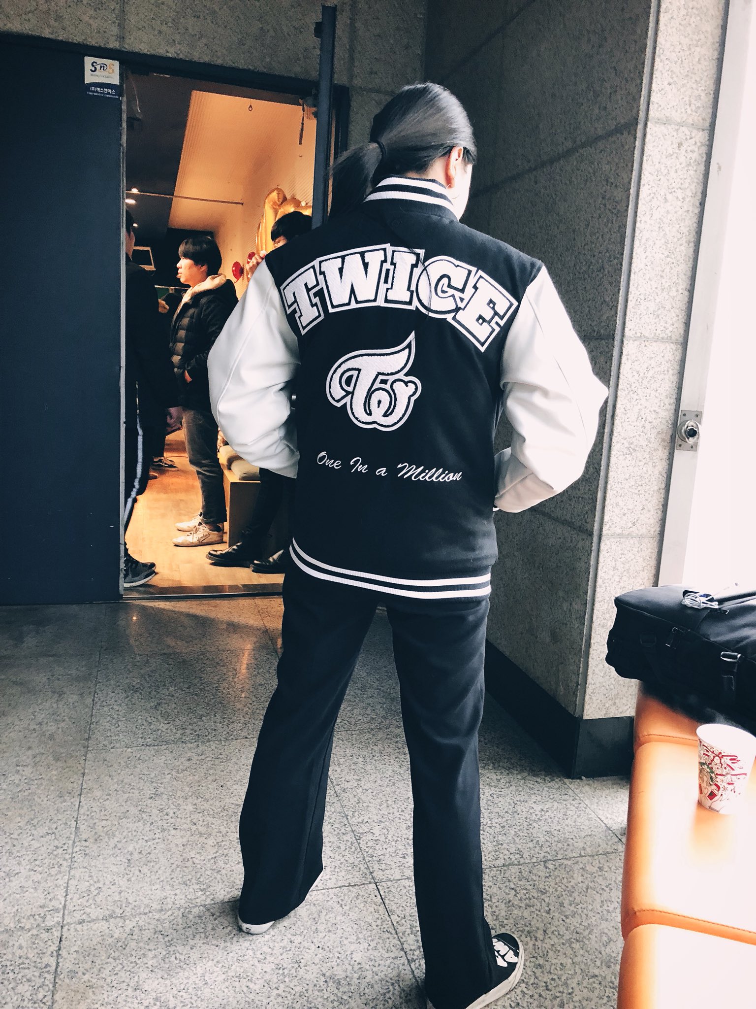 Koreaboo Twice Just Released An Official Varsity Jacket Through Their Temporary Twice Store In Hongdae We Need This Jypetwice T Co Uashdqam1p