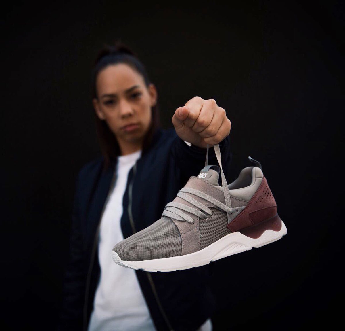 Courtnae_Paul's tweet photo. Exclusively launching at @soledxb is the brand new ASICSTIGER GEL-LYTE V SANZE 🔥🔥🔥
Come to the #ASICSTIGER space and grab yours!
#ASICSTIGERSA
#WTG https://t.co/qfCzkOW8Av