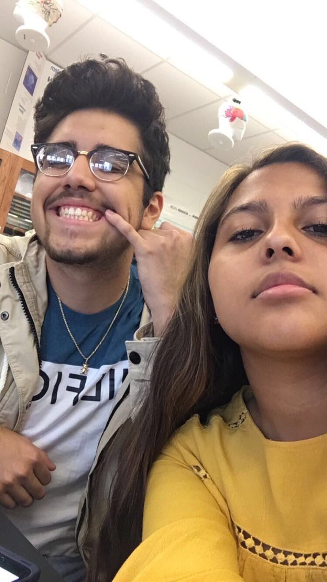 j0semilian0's tweet photo. happy birthday dummy i got so much love for you bc you’re the only pinto bean i know hope today is great for ju. #GANGCACAFIRSTLADY #MOKILL 😭😭😭😭💙💙💙 @mirtahhhh https://t.co/7aURXFxQiE