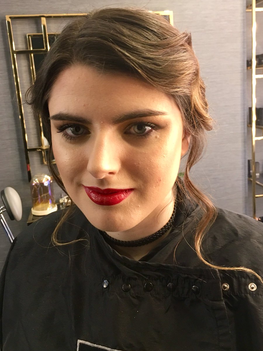 Lisa Duffy (@smithyduffy) on Twitter photo Mia getting ready for our Gatsby themed ball tonight in <a href="/powerscourtHtl/">Powerscourt Hotel</a> , thanks to the team <a href="/hessionhair/">hession hairdressing</a> x Mia getting ready for our Gatsby themed ball tonight in <a href="/powerscourtHtl/">Powerscourt Hotel</a> , thanks to the team <a href="/hessionhair/">hession hairdressing</a> x