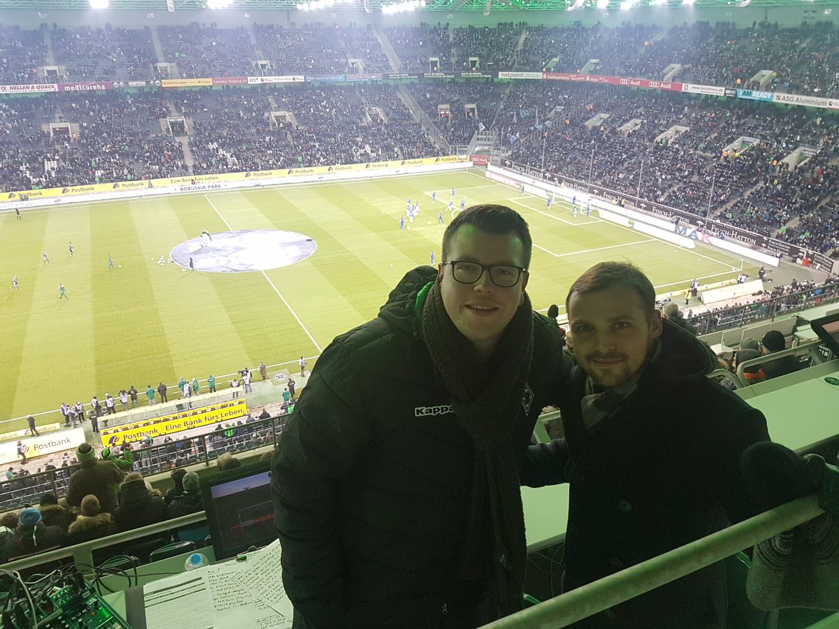 Borussia (@borussia) on Twitter photo Im #Fohlenradio ist heute der Fußballgott höchstpersönlich als Co-Kommentator von <a href="/c_stra/">Christian Straßburger</a> im Einsatz: <a href="/tonyjantschke/">Tony Jantschke</a>. Schaltet jetzt ein! 📻 #BMGS04 Im #Fohlenradio ist heute der Fußballgott höchstpersönlich als Co-Kommentator von <a href="/c_stra/">Christian Straßburger</a> im Einsatz: <a href="/tonyjantschke/">Tony Jantschke</a>. Schaltet jetzt ein! 📻 #BMGS04