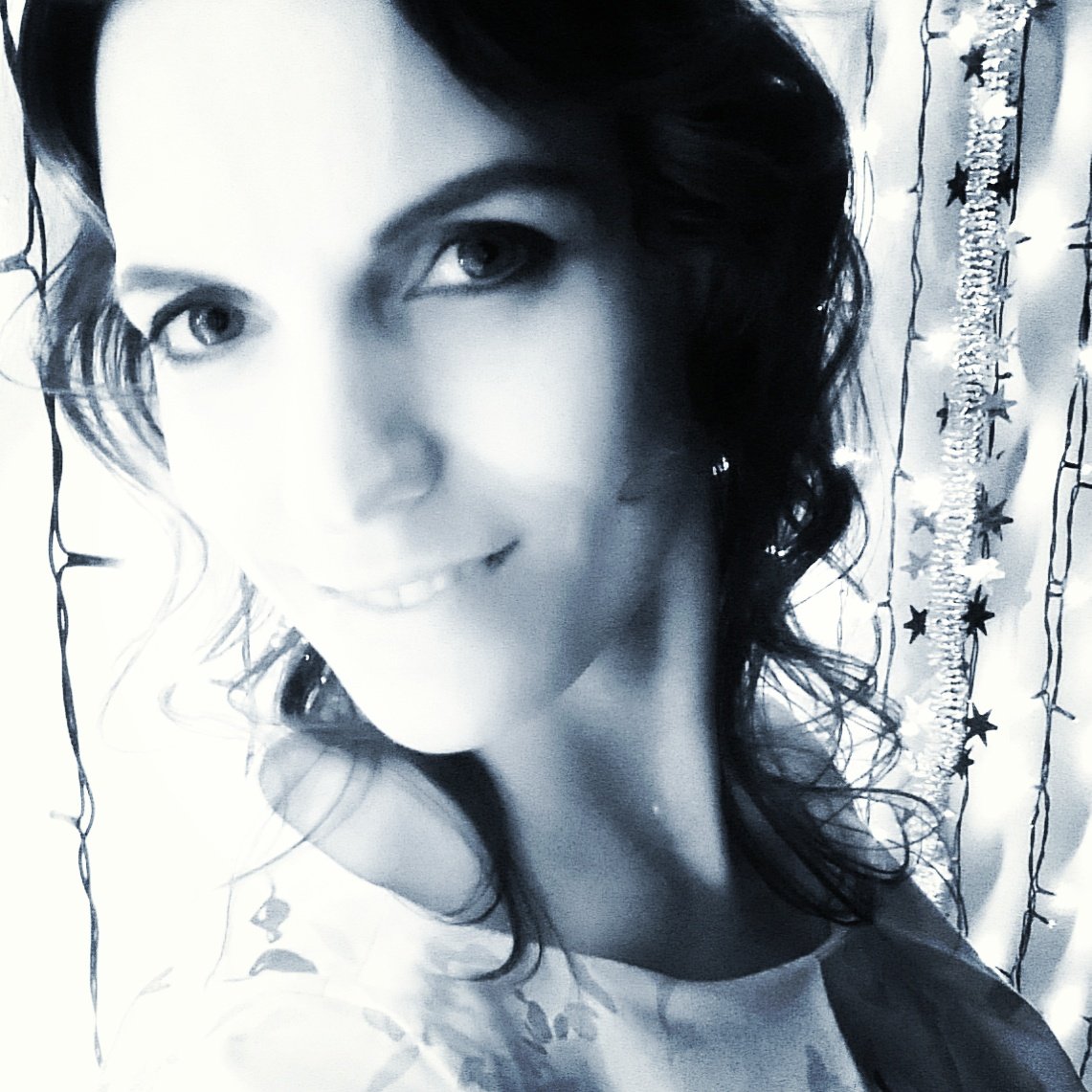 Bushustik's tweet image. Когда не хватает праздника, я сама его создаю... Скоро новый год и новая жизнь. Много перемен и новых целей.
Ура! Вперед к свой мечте!
#ветерперемен