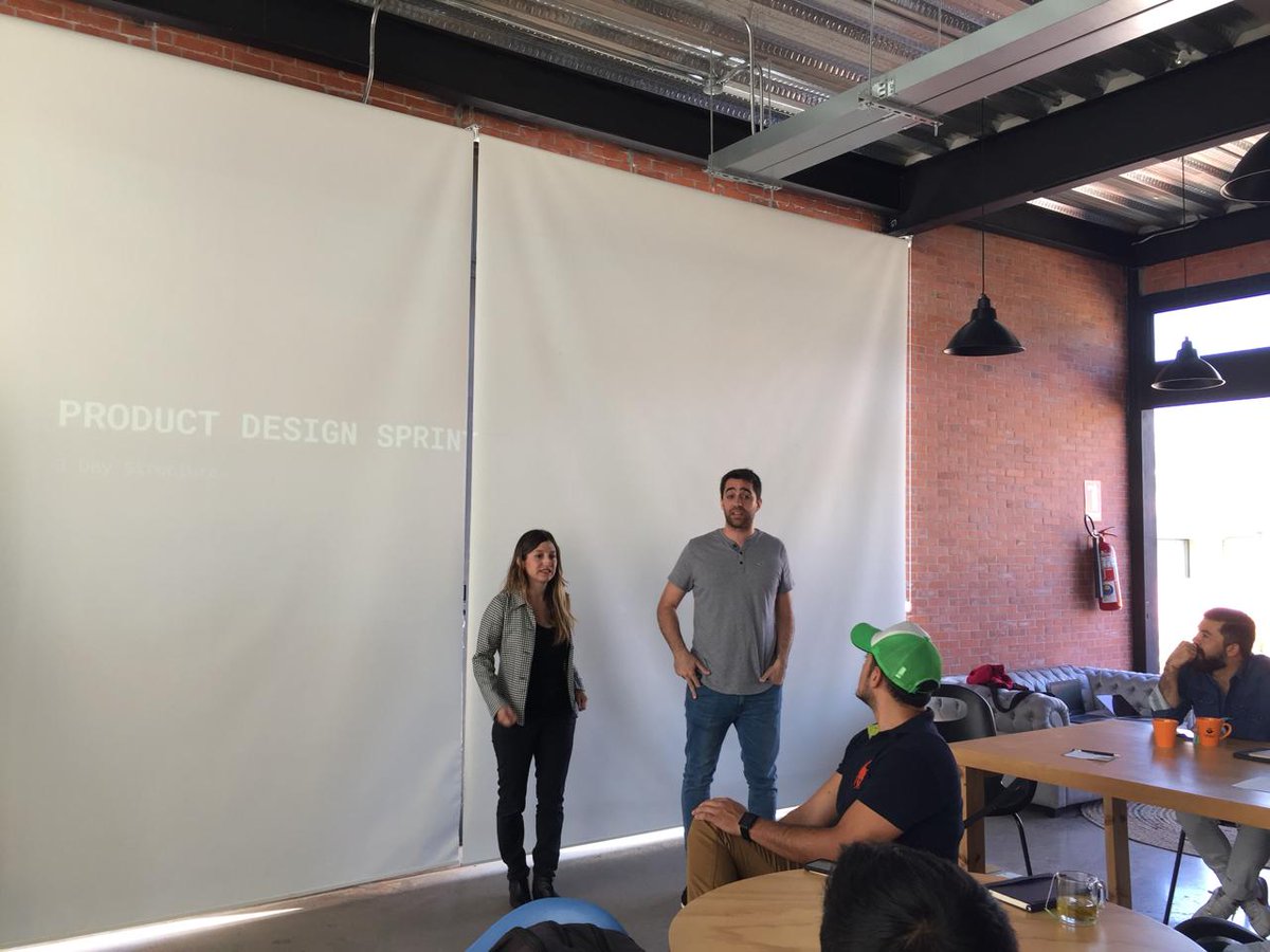 IMPAQTOec's tweet image. Con el experto en UX @frankpellegrini Google Launchpad Impaqto Lab TECH #IMPAQTOLabTECH #HacemosIMPAQTO